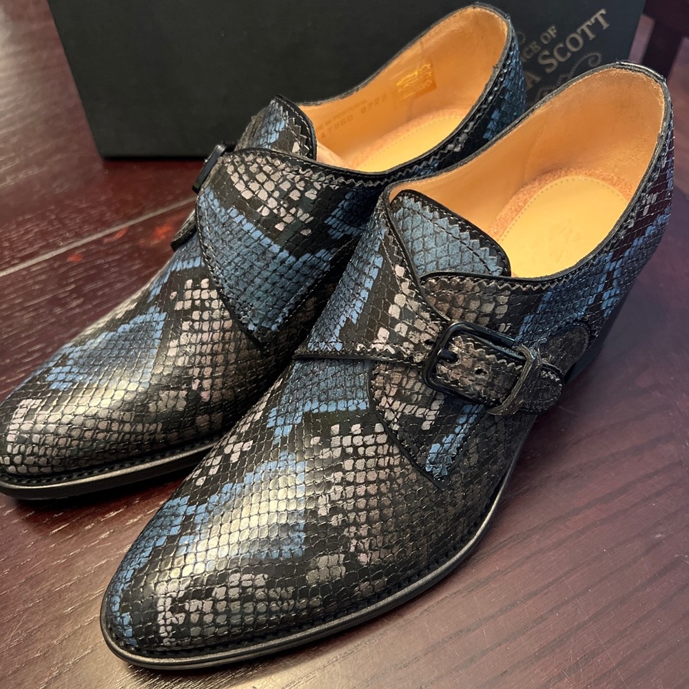 The Office of Angela Scott Miss Brooke Snake Blue Size 38.5/US 8.5 NEW IN BOX
